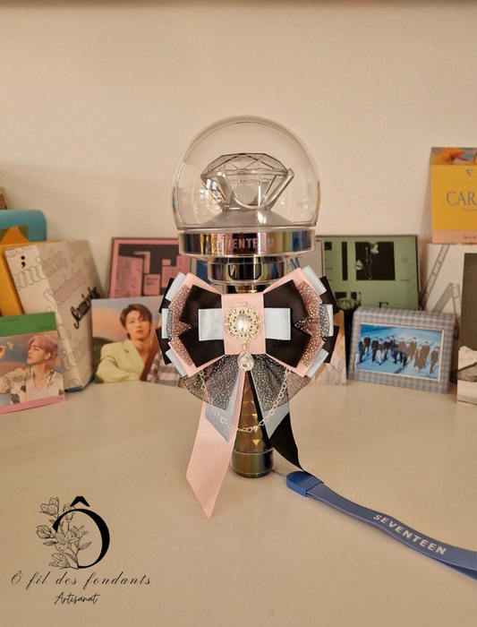 Noeud Ribbon Lightstick Bleu, Noir & Rose