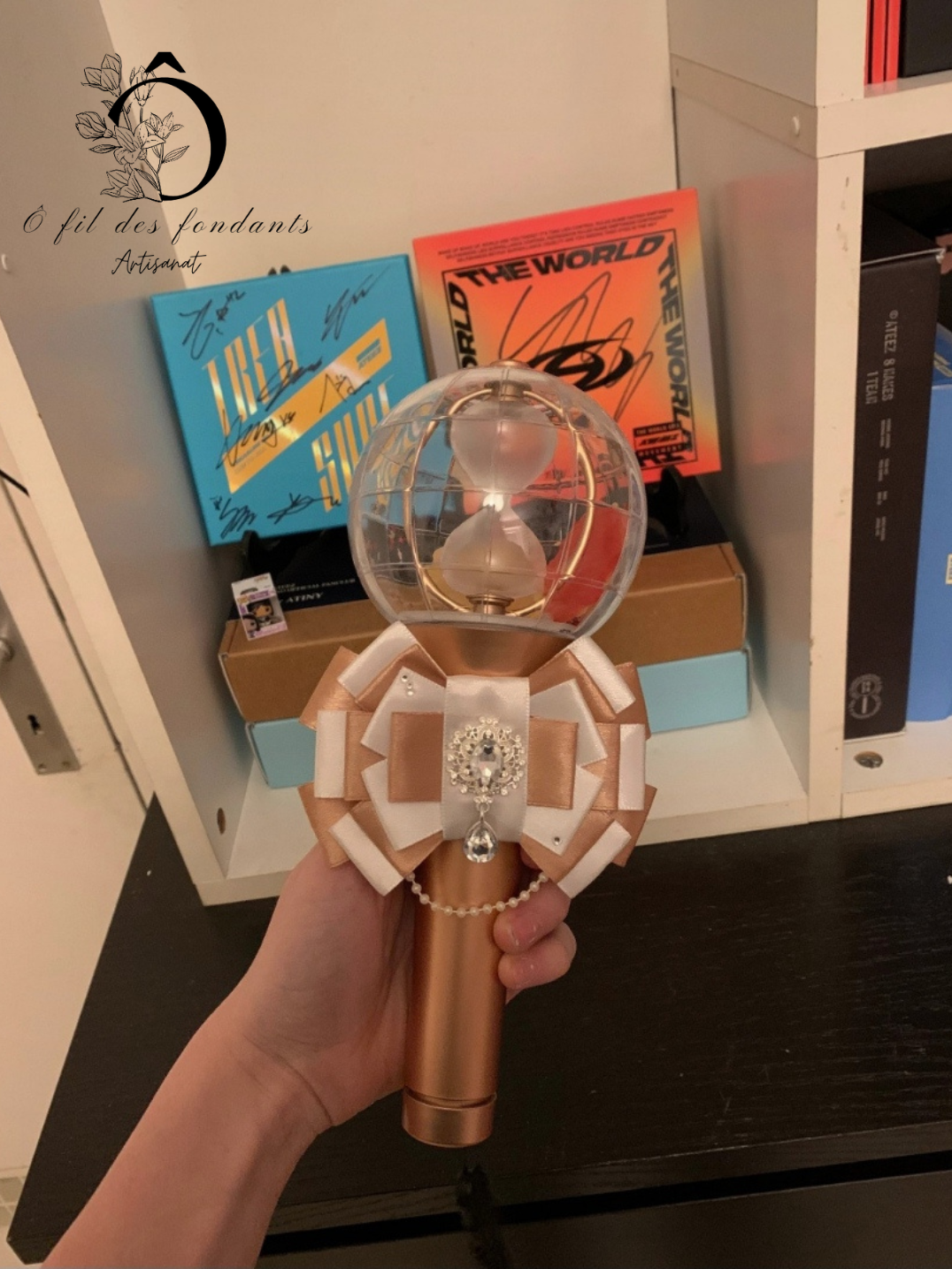 Noeud Ribbon Lightstick Blanc & Doré